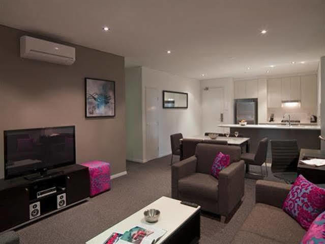 Southport Tourist Park Hotel โกลด์โคสต์ ภายนอก รูปภาพ